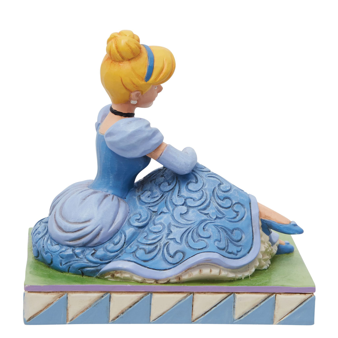 Cenerentola seduta Disney Traditions