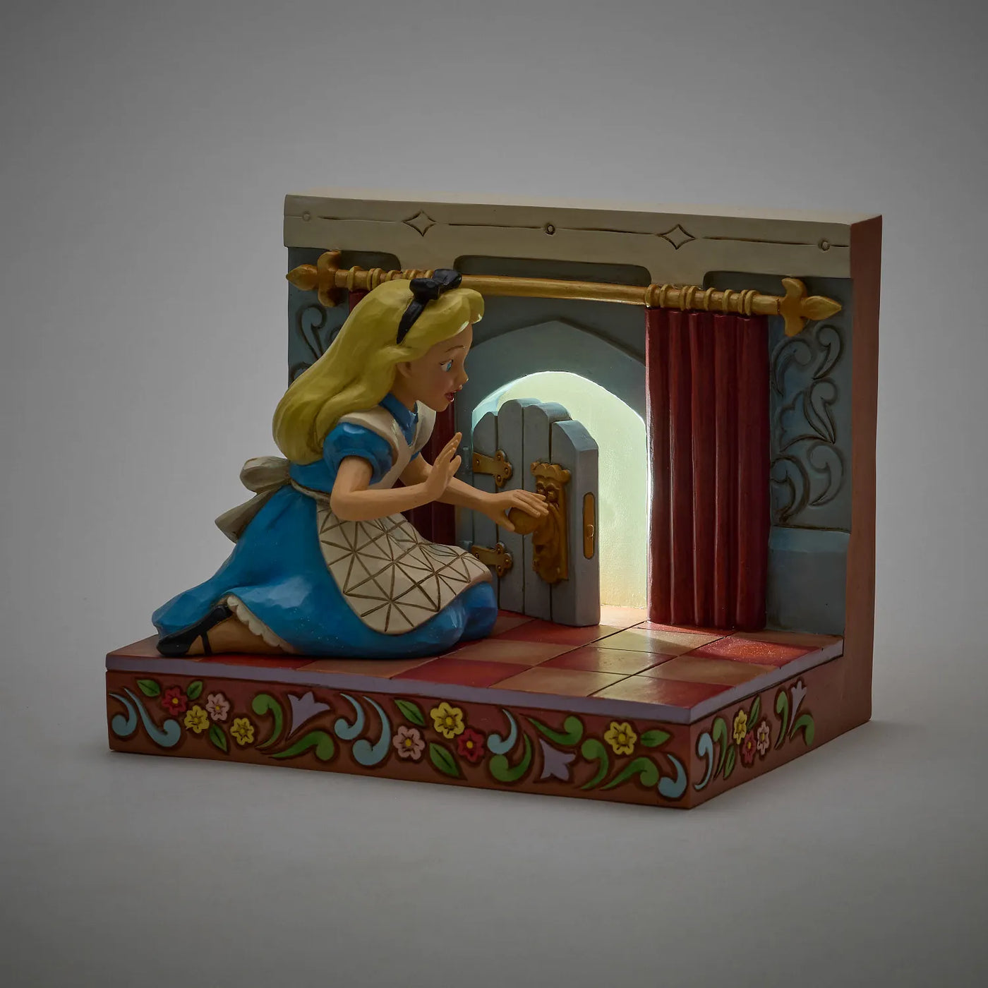 Alice curiosa - Alice nel Paese delle Meraviglie Disney Traditions
