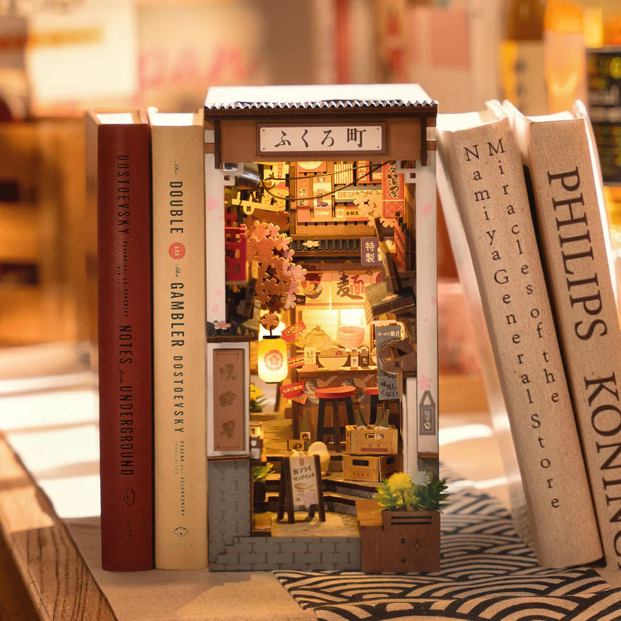 Sakura Wine Alley - Reggilibri