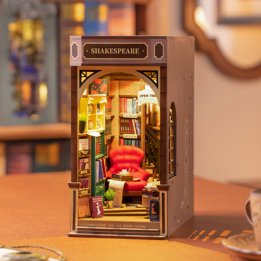 Bookstore - Reggilibri