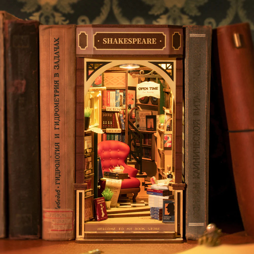 Bookstore - Reggilibri