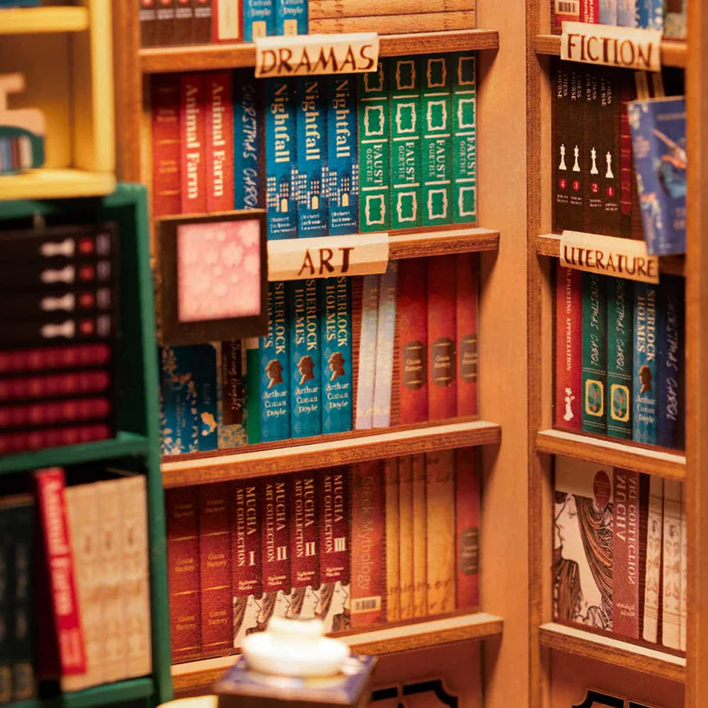 Bookstore - Reggilibri